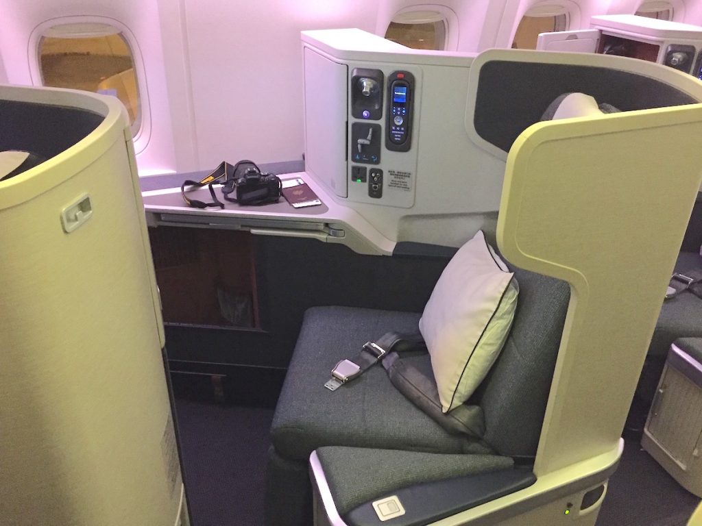 Cathay Pacific Business Class - 21G Seat